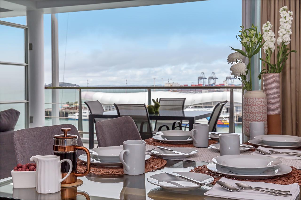 Princes Wharf Boutique Apartments Оукланд Екстериор снимка