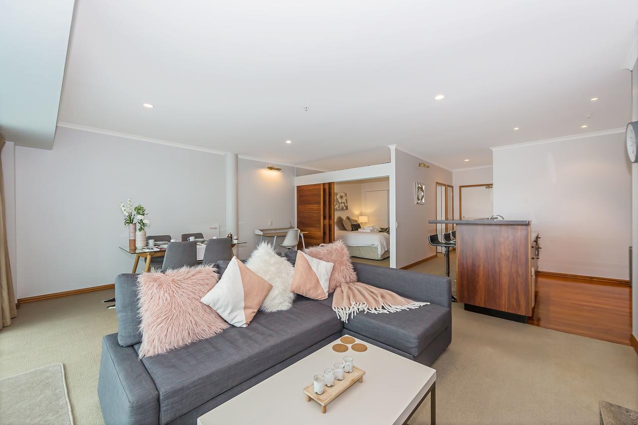 Princes Wharf Boutique Apartments Оукланд Екстериор снимка